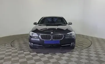 BMW 5 серии 2010 года за 7 990 000 тг. в Алматы фото 2