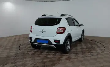 Renault Sandero 2018 года за 6 290 000 тг. в Шымкент