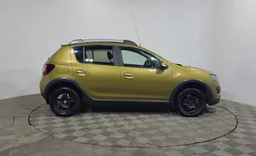 Renault Sandero 2015 года за 4 290 000 тг. в Алматы фото 4