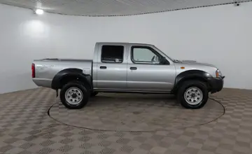 Nissan NP300 2011 года за 4 490 000 тг. в Шымкент фото 4