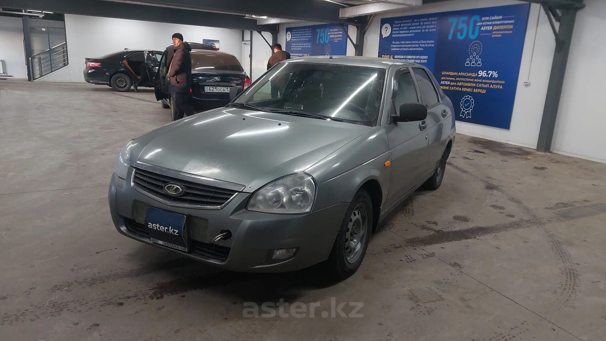 LADA (ВАЗ) Priora 2012