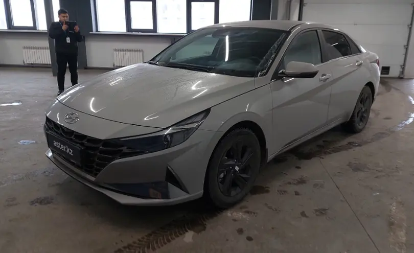 Hyundai Elantra 2023 года за 11 200 000 тг. в Астана
