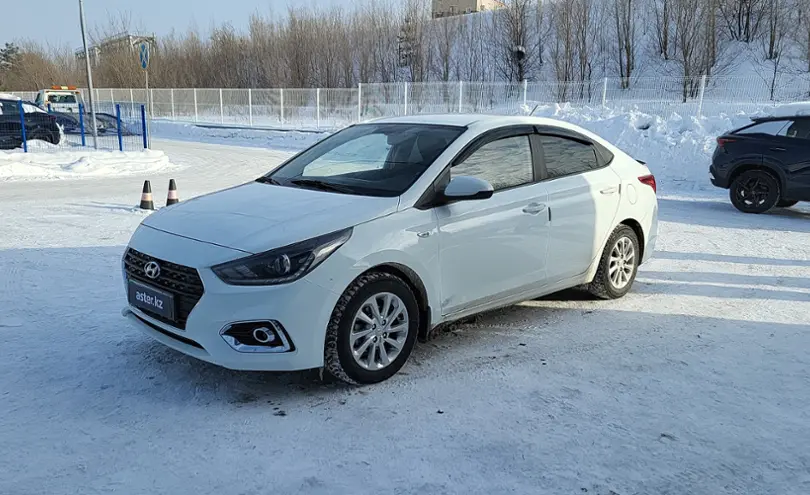 Hyundai Accent 2019 года за 8 000 000 тг. в Усть-Каменогорск