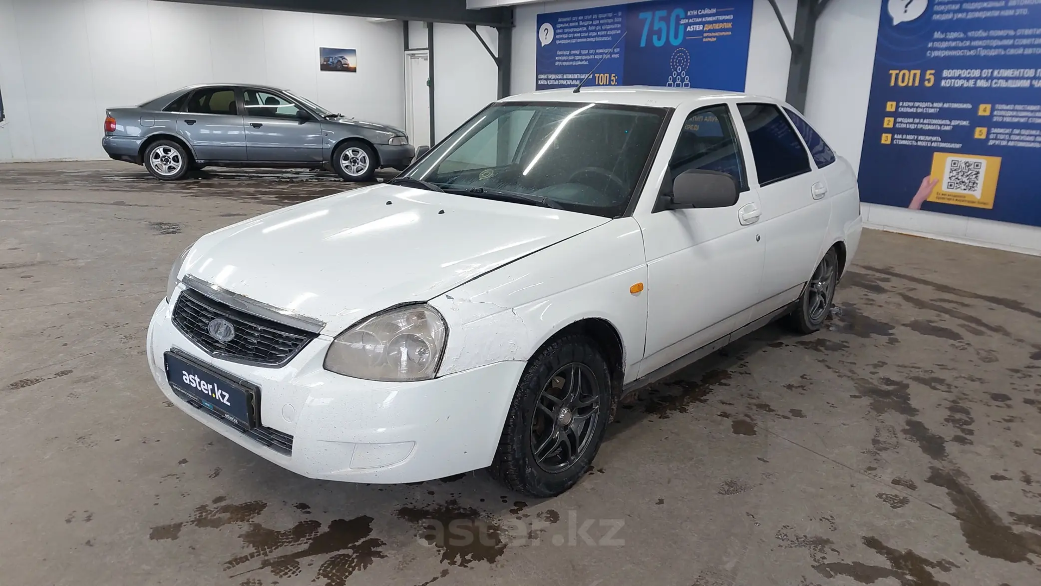 LADA (ВАЗ) Priora 2012