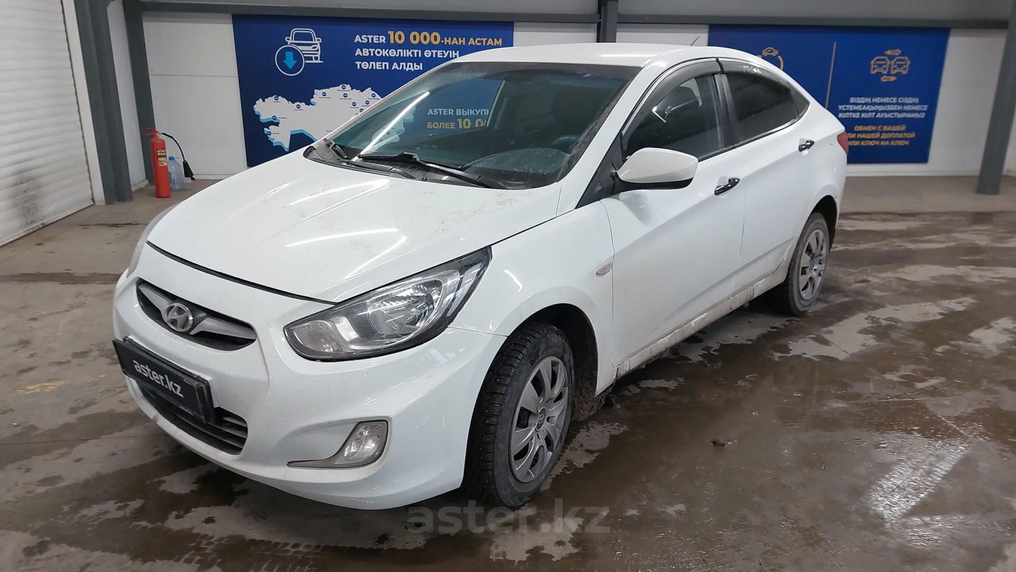 Hyundai Accent 2013