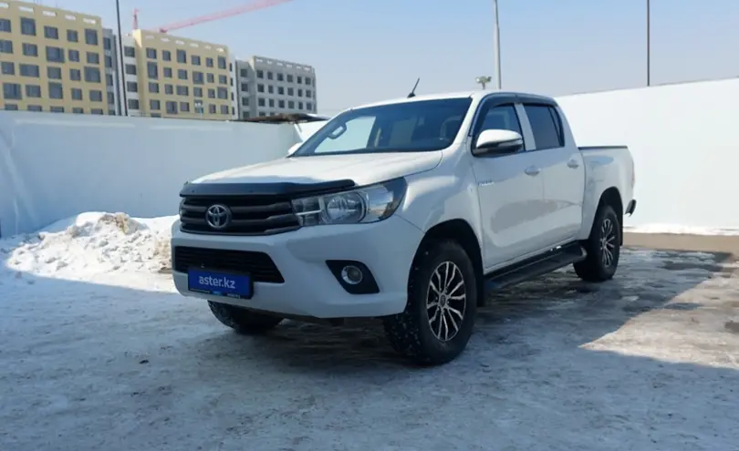 Toyota Hilux 2016 года за 11 000 000 тг. в Алматы