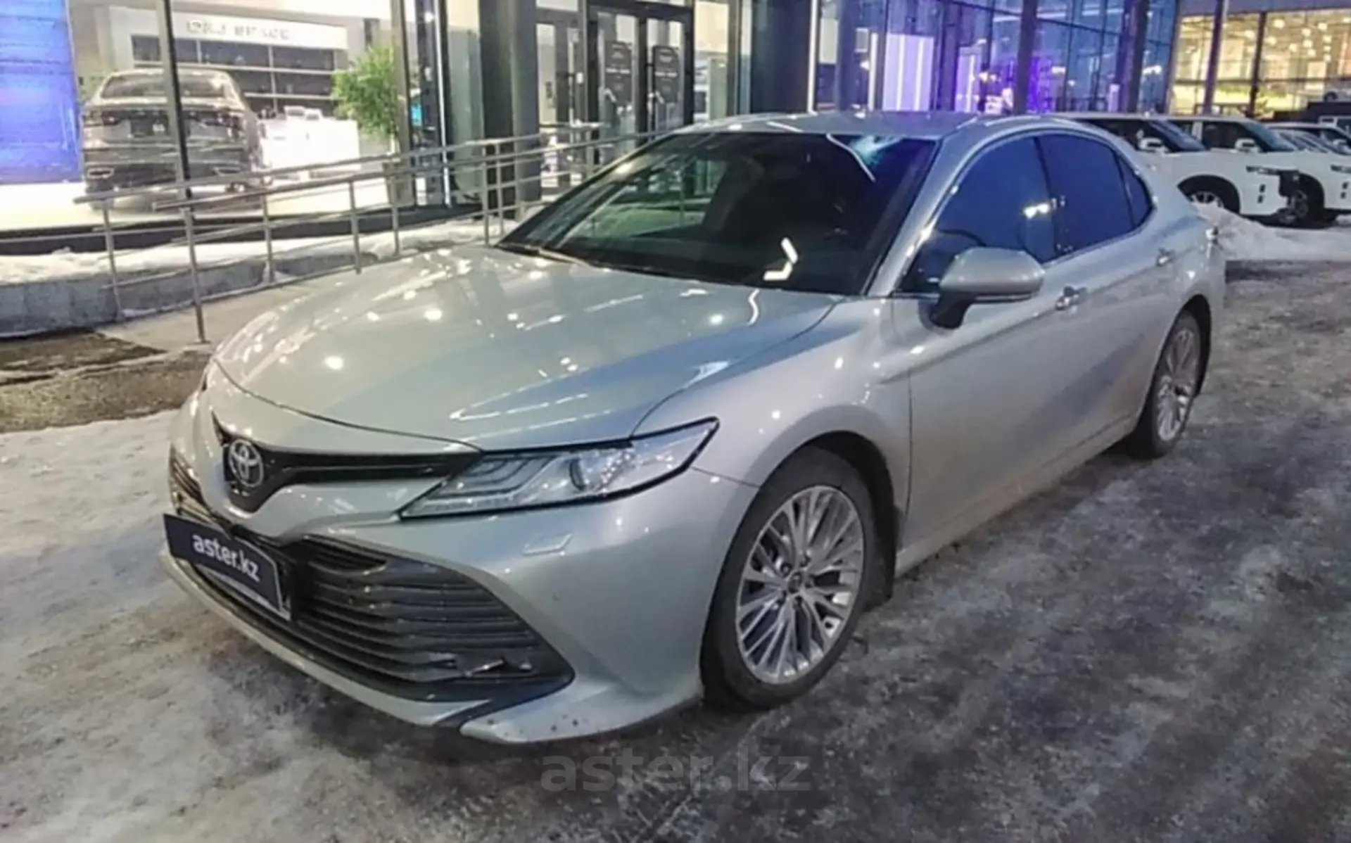 Toyota Camry 2019