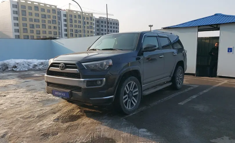 Toyota 4Runner 2019 года за 25 000 000 тг. в Алматы