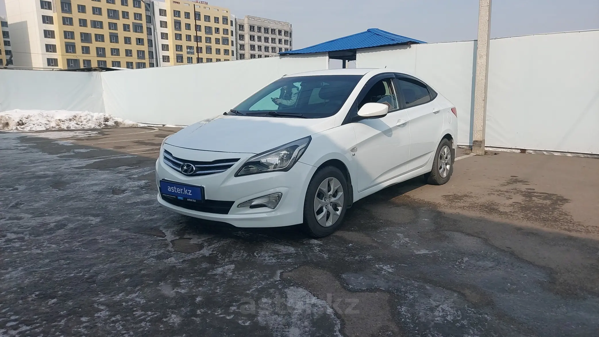 Hyundai Accent 2015