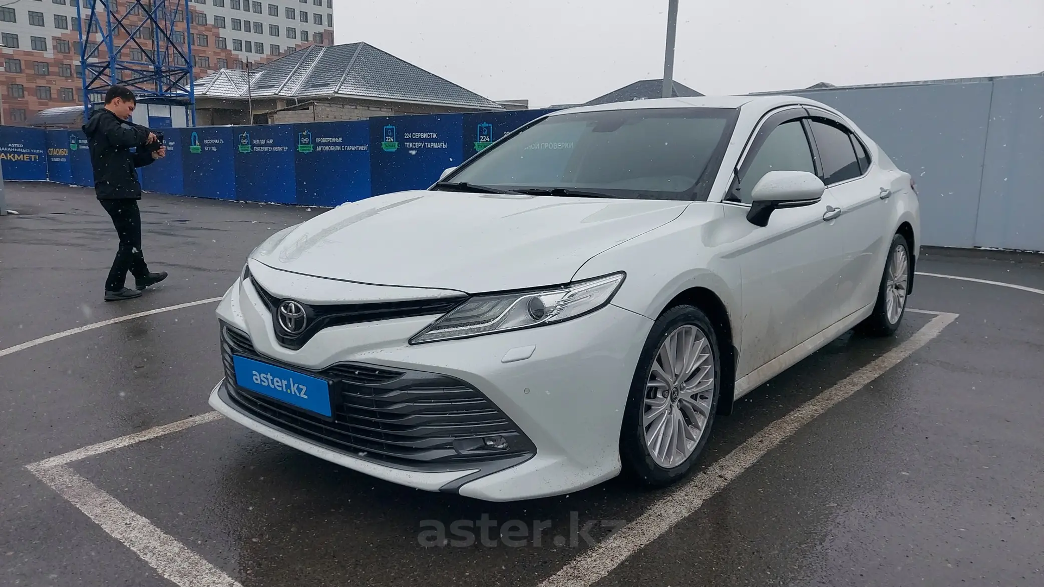 Toyota Camry 2019