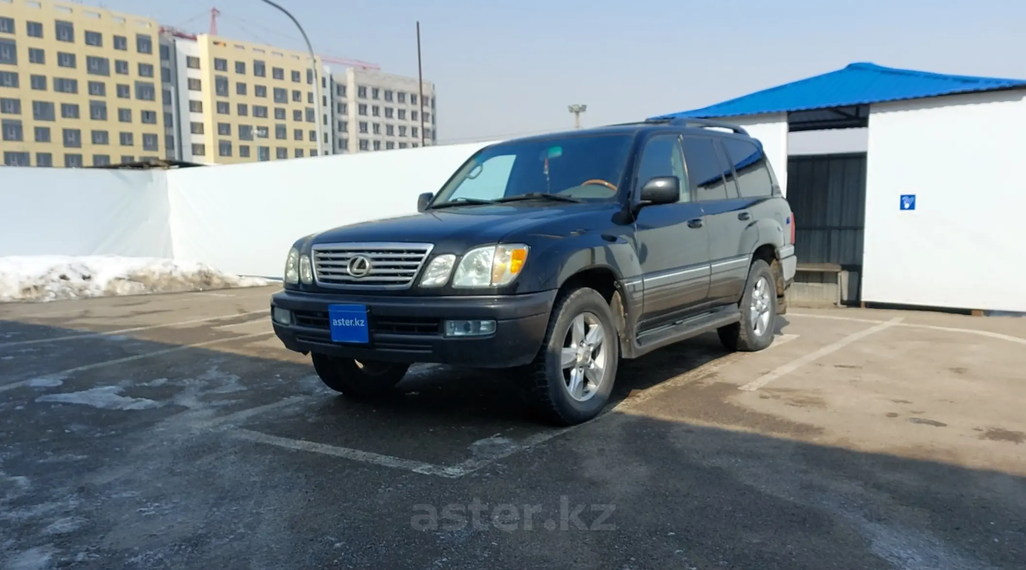 Lexus LX 2004