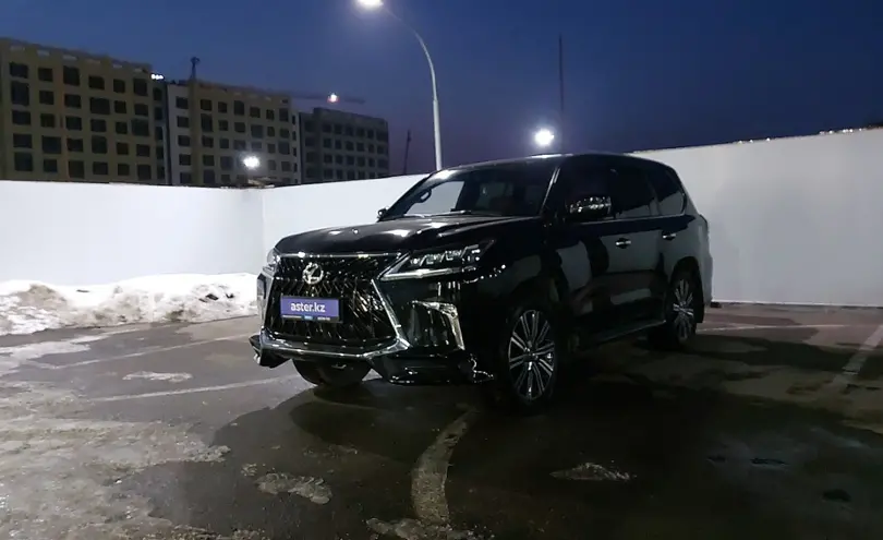 Lexus LX 2017 года за 42 000 000 тг. в Алматы