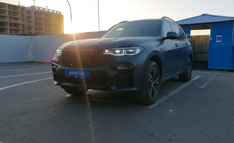 BMW X7 2019 года за 44 200 000 тг. в Алматы