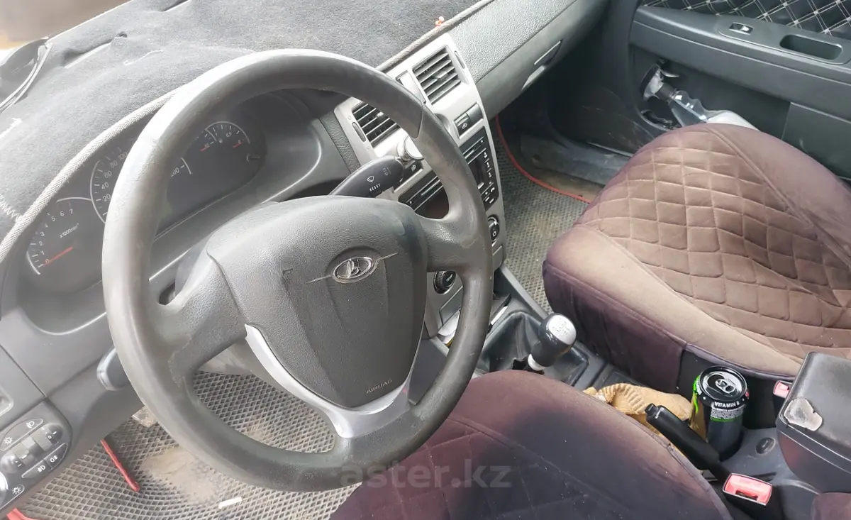 Купить LADA (ВАЗ) Priora 2013 года в Атырау, цена 2000000 тенге. Продажа LADA (ВАЗ) Priora в Атырау - Aster.kz. №c1025199 LADA (ВАЗ) Priora 2013 года за 2 000 000 тг. в Атырау - фото 4