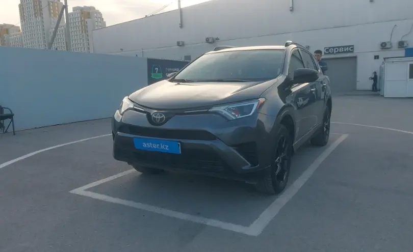 Toyota RAV4 2018 года за 11 200 000 тг. в Шымкент