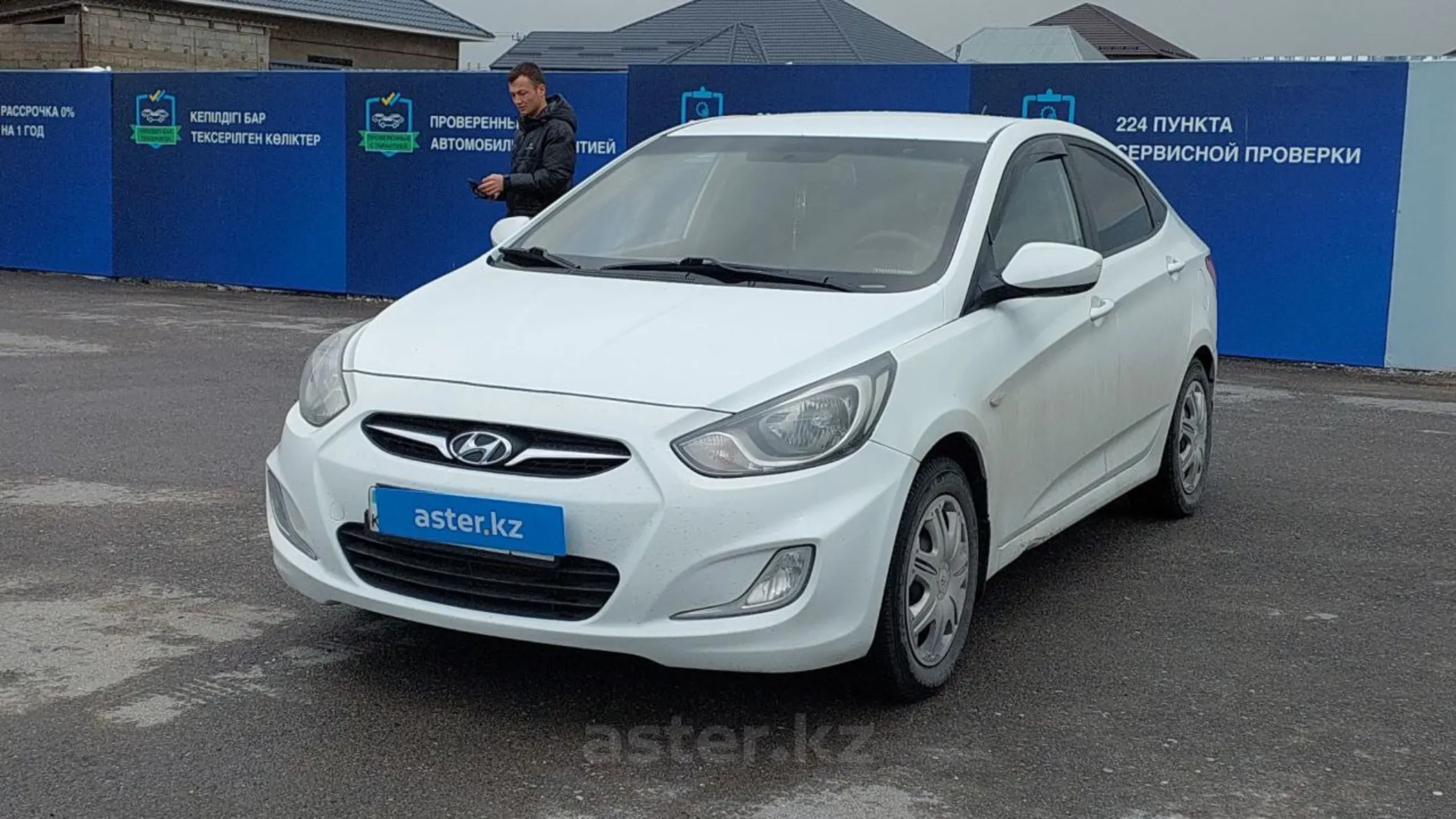 Hyundai Accent 2012