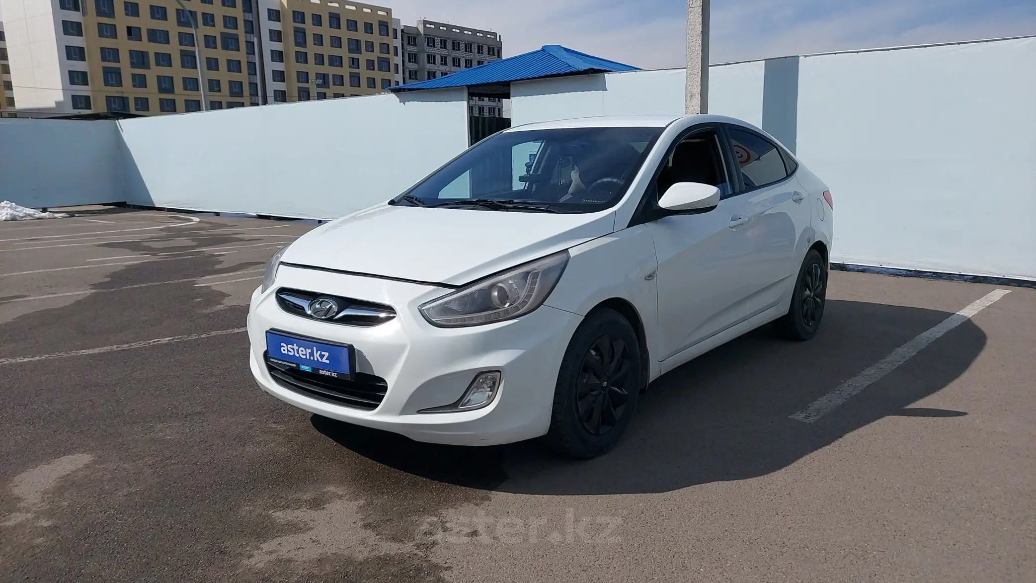 Hyundai Accent 2013