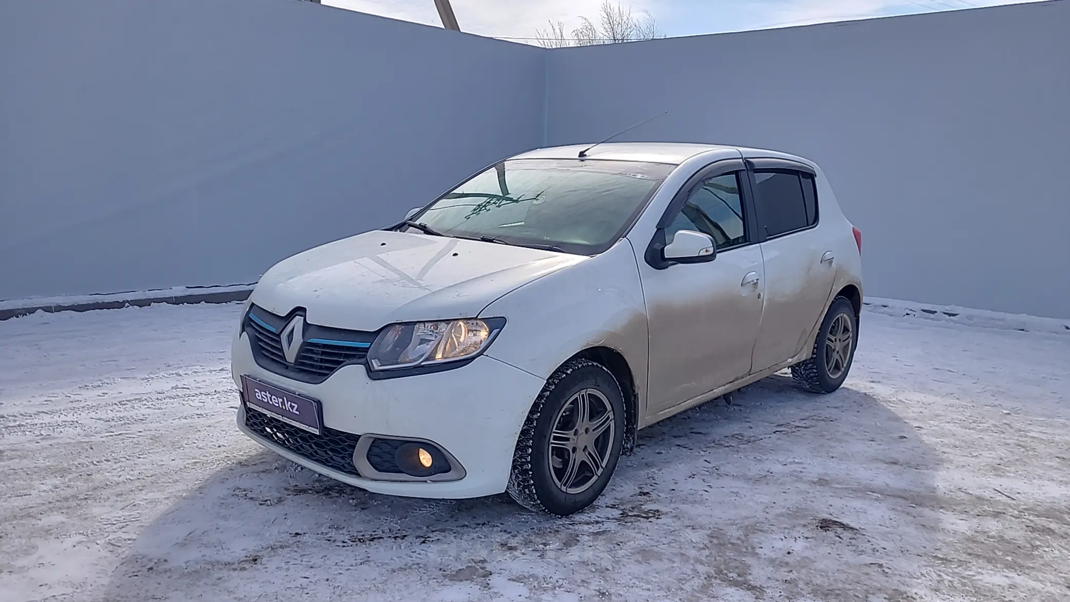 Renault Sandero 2015