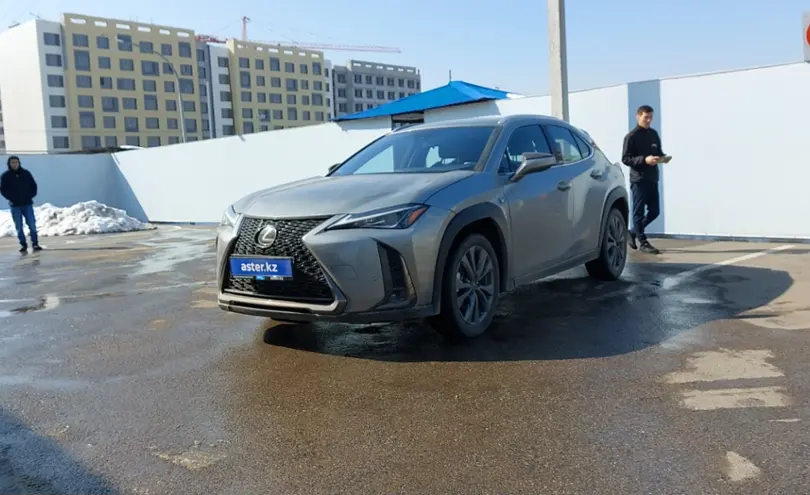 Lexus UX 2021 года за 15 000 000 тг. в Алматы
