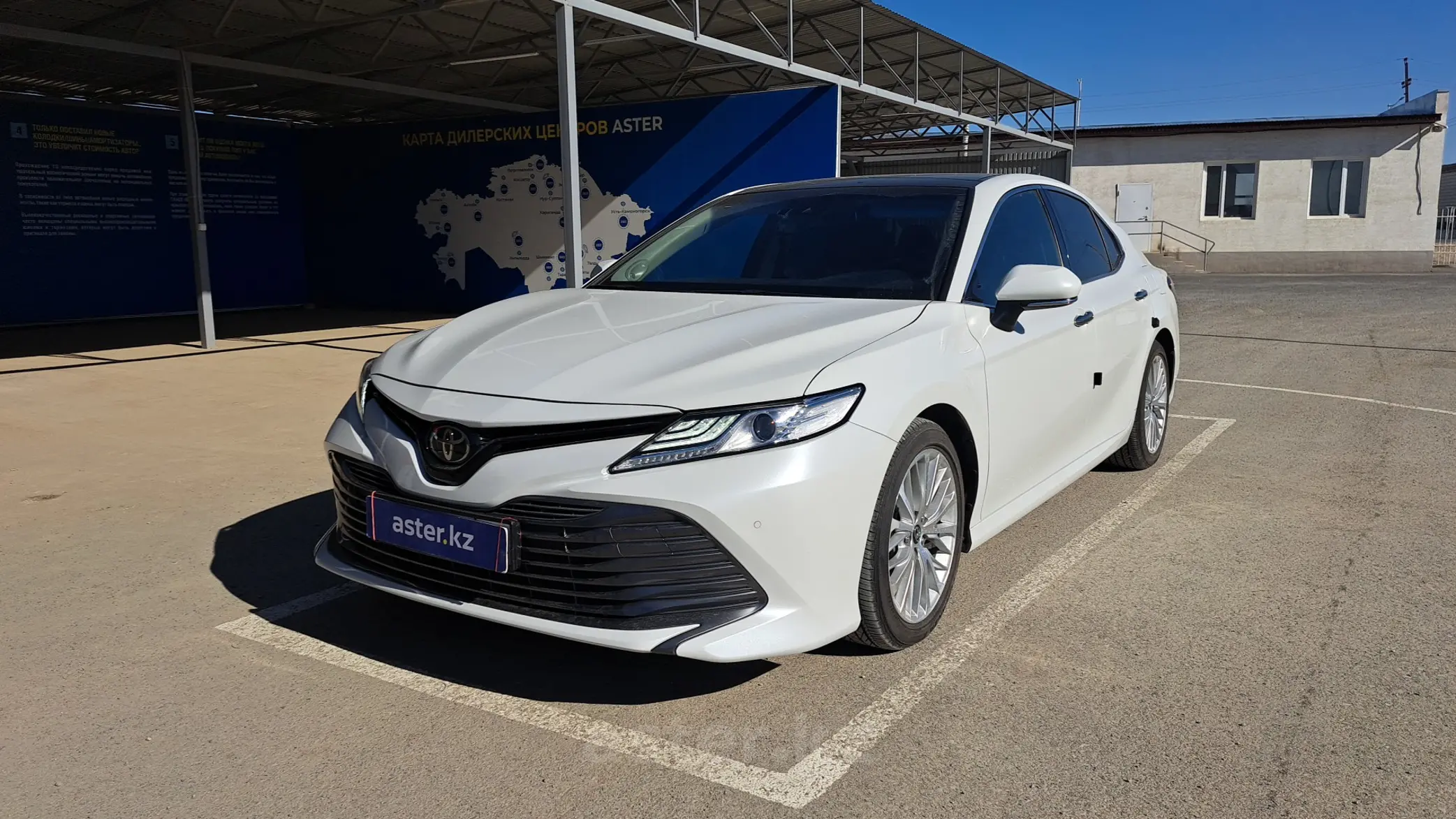 Toyota Camry 2019