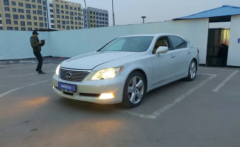 Lexus LS 2007 года за 7 800 000 тг. в Алматы