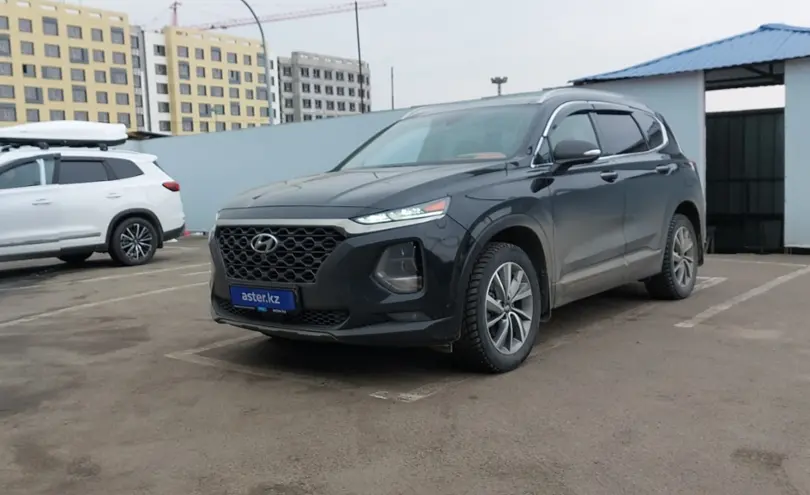 Hyundai Santa Fe 2020 года за 17 000 000 тг. в Алматы