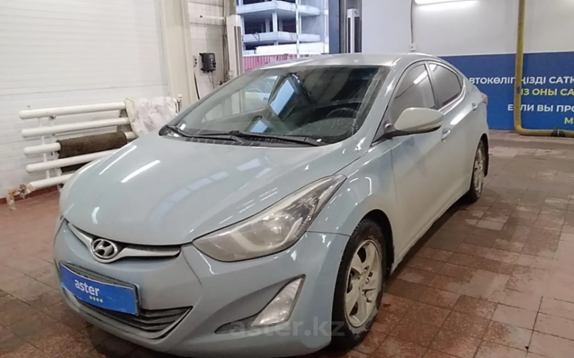 Hyundai Elantra 2013