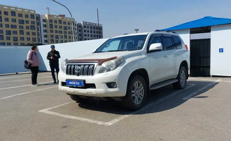 Toyota Land Cruiser Prado 2011 года за 18 500 000 тг. в Алматы