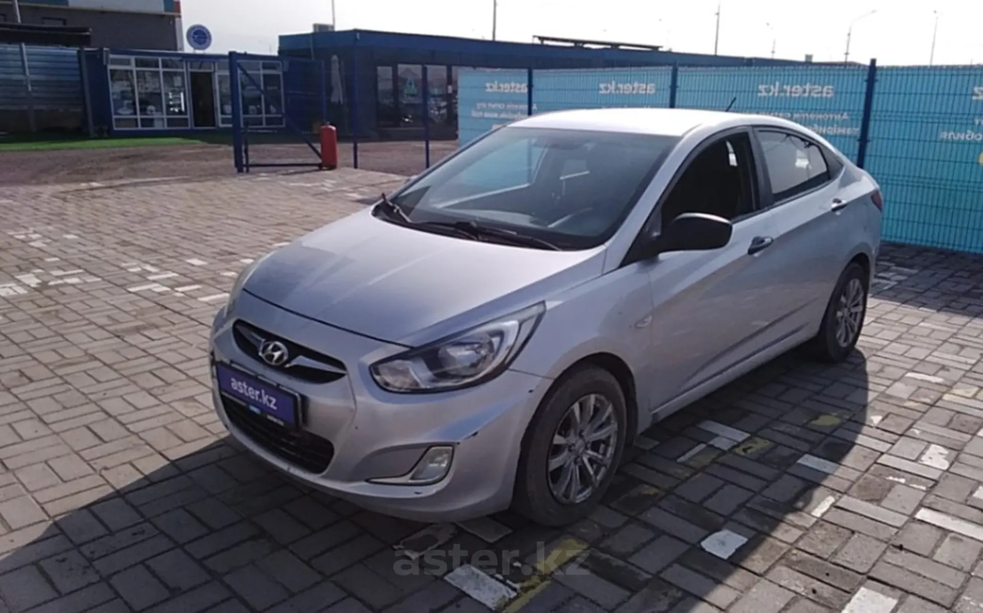 Hyundai Accent 2011