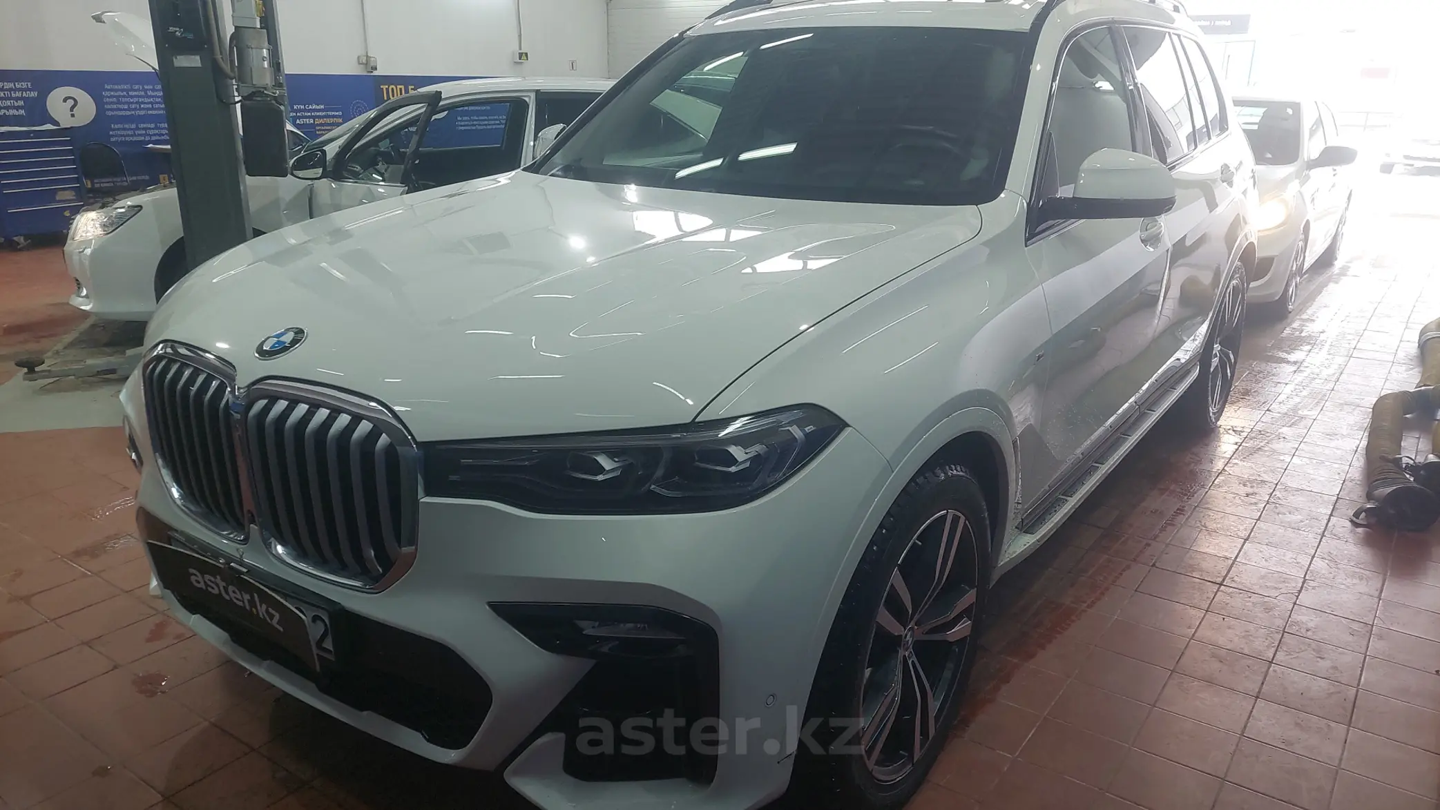 BMW X7 2021