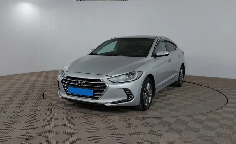 Hyundai Elantra 2018 года за 6 800 000 тг. в Шымкент