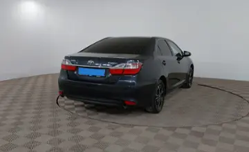 Toyota Camry 2015 года за 10 890 000 тг. в Шымкент