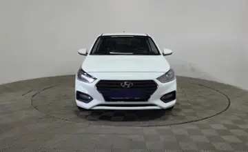 Hyundai Accent 2019 года за 8 290 000 тг. в Алматы фото 2