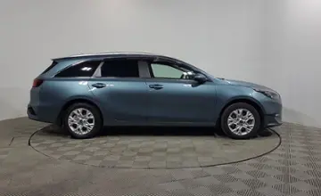 Kia Ceed 2022 года за 11 790 000 тг. в Алматы фото 4