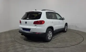 Volkswagen Tiguan 2015 года за 7 990 000 тг. в Алматы