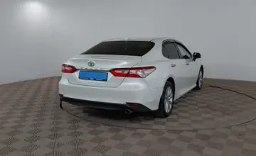 Toyota Camry 2019 года за 14 390 000 тг. в Шымкент