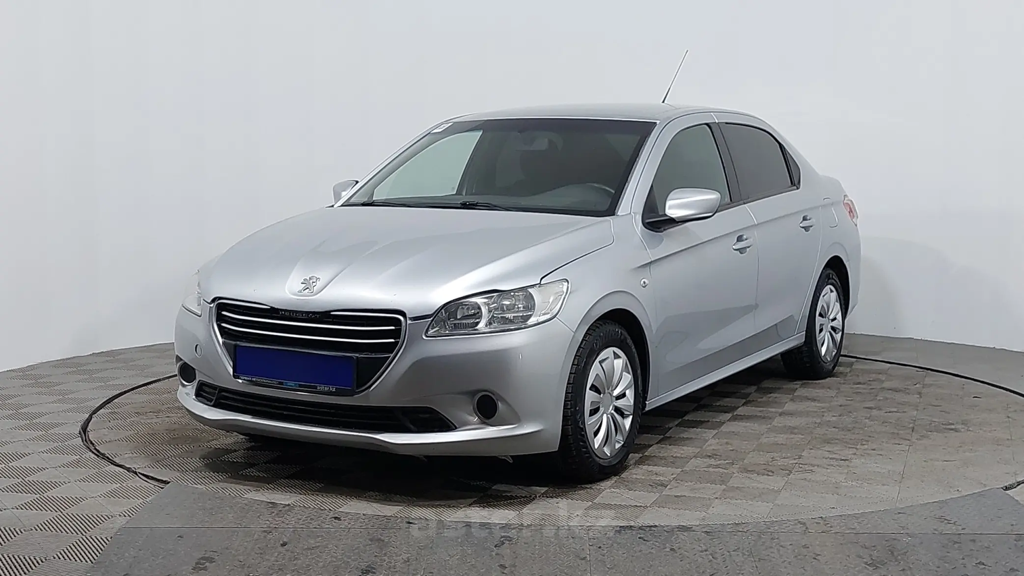 Peugeot 301 2015