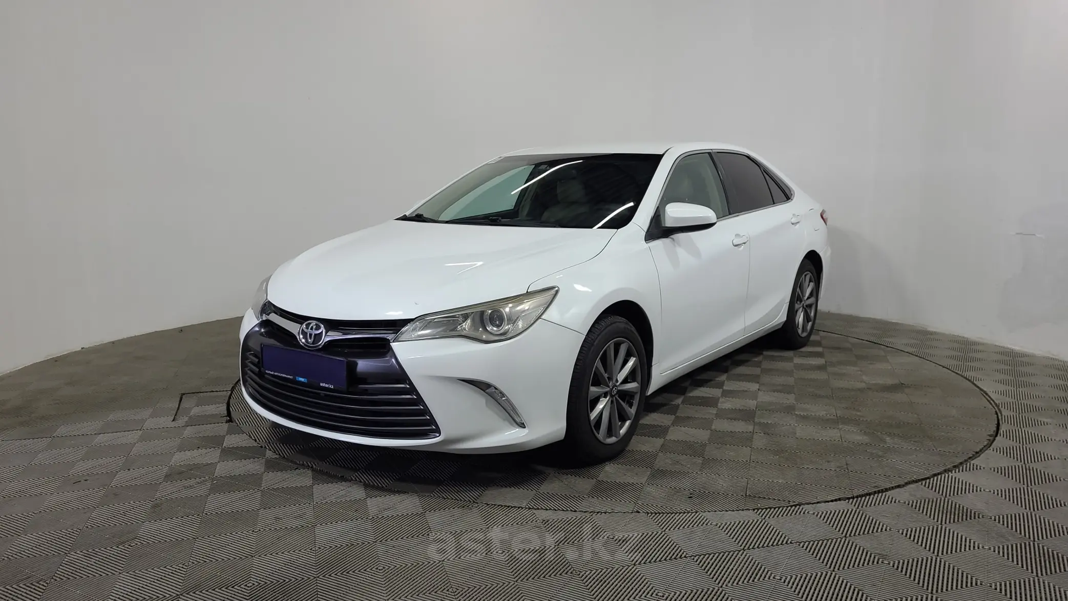 Toyota Camry 2015