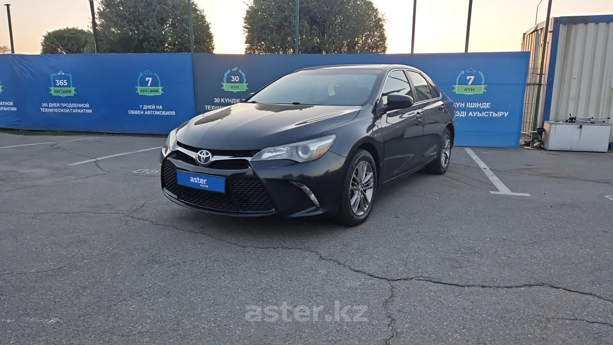 Toyota Camry 2016