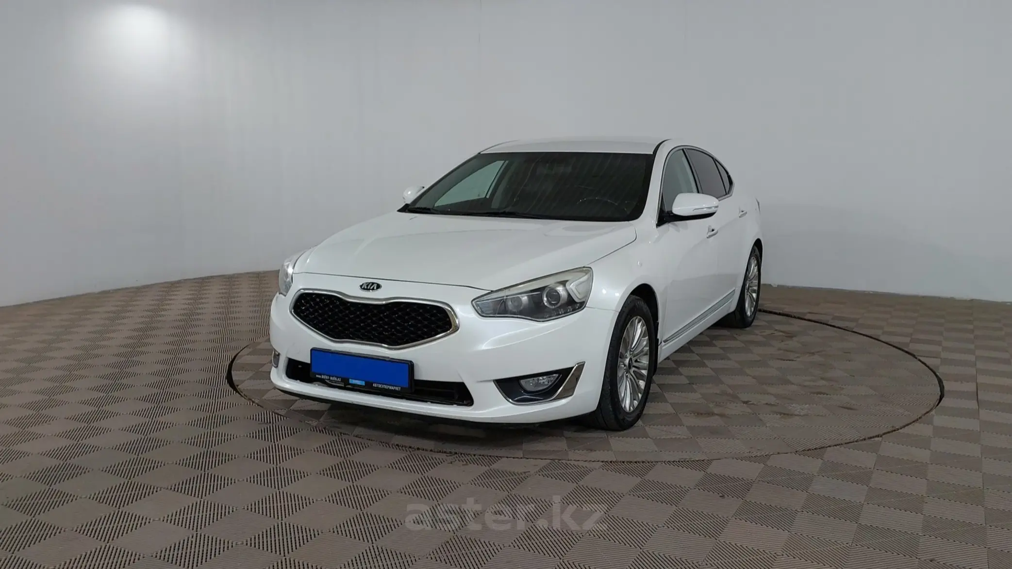 Купить Kia Cadenza 2015 года в Шымкенте, цена 7490000 тенге. Продажа Kia  Cadenza в Шымкенте - Aster.kz. №282728