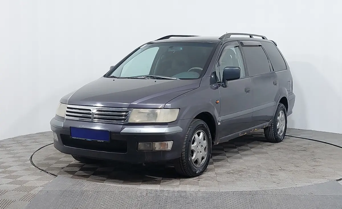 1999 Mitsubishi Space Wagon