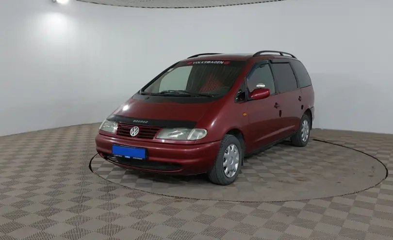 Volkswagen Sharan 1998 года за 1 690 000 тг. в Шымкент