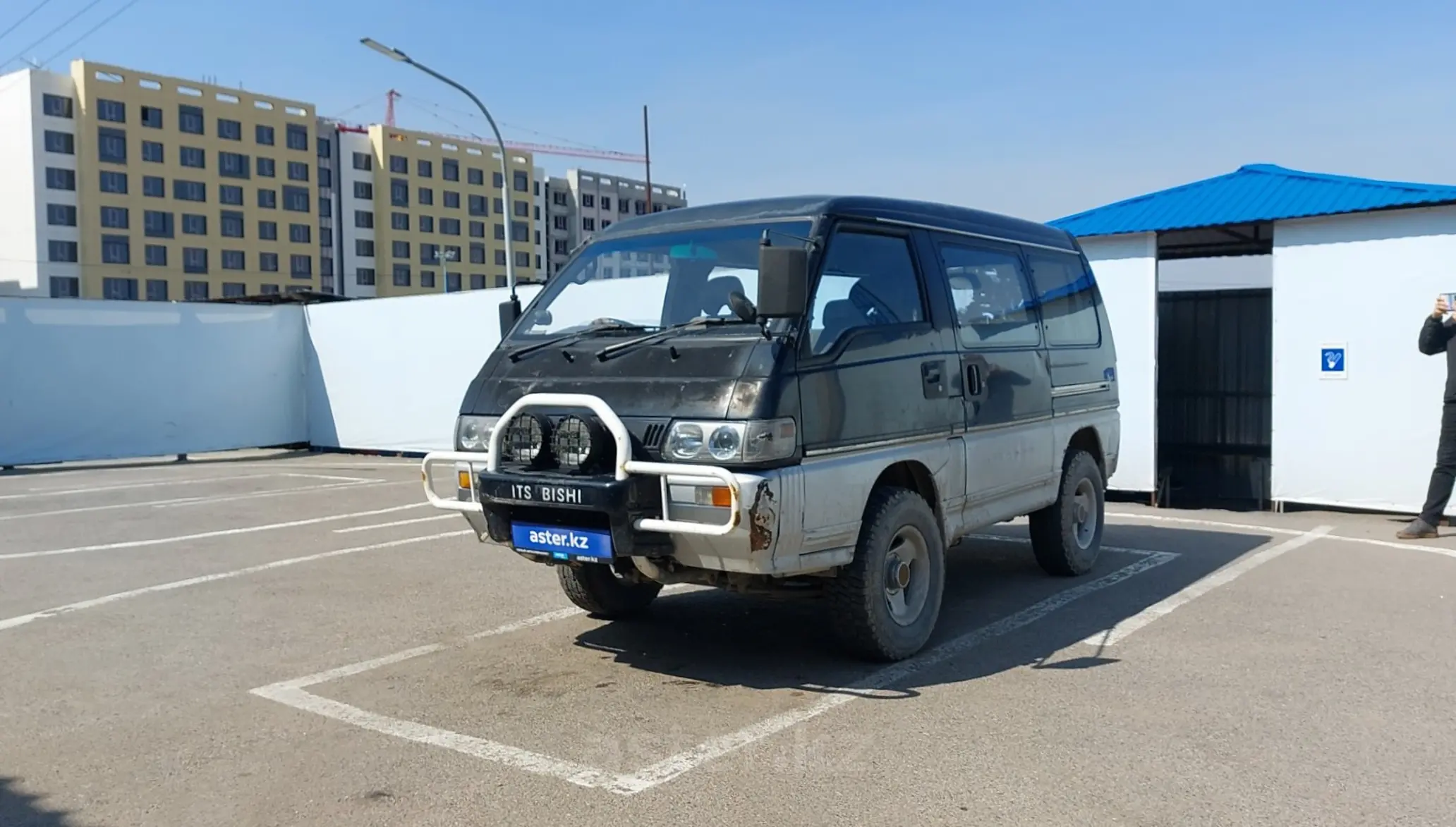 Mitsubishi Delica 1996