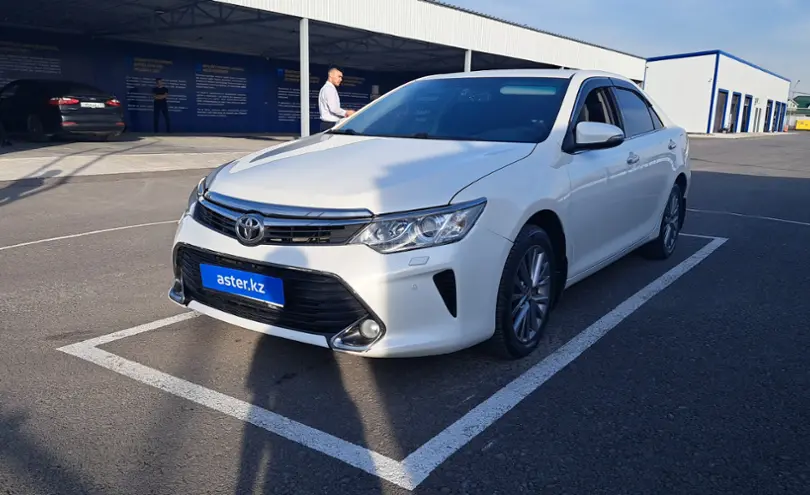Toyota Camry 2016 года за 15 000 000 тг. в Шымкент
