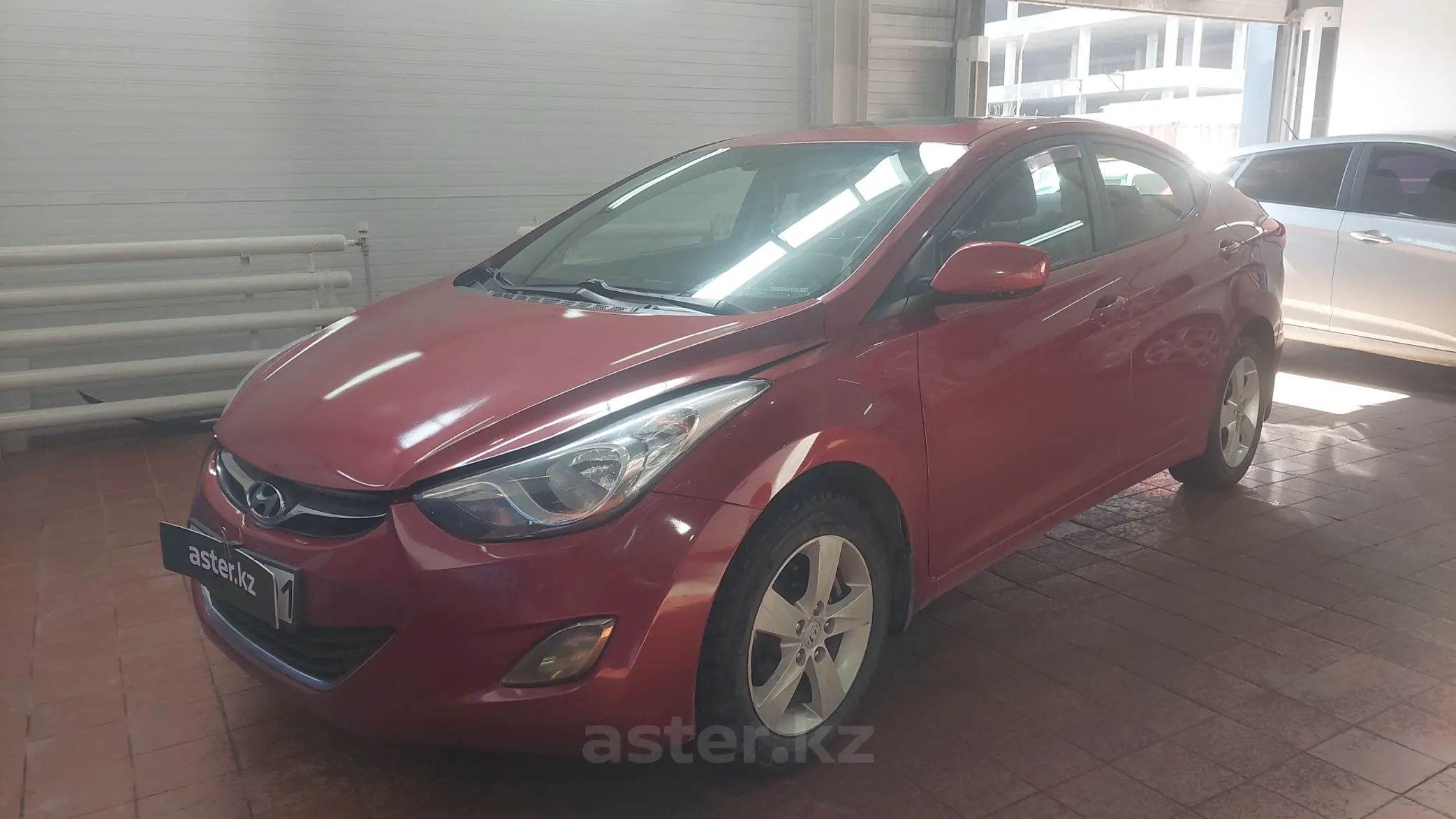 Hyundai Elantra 2012