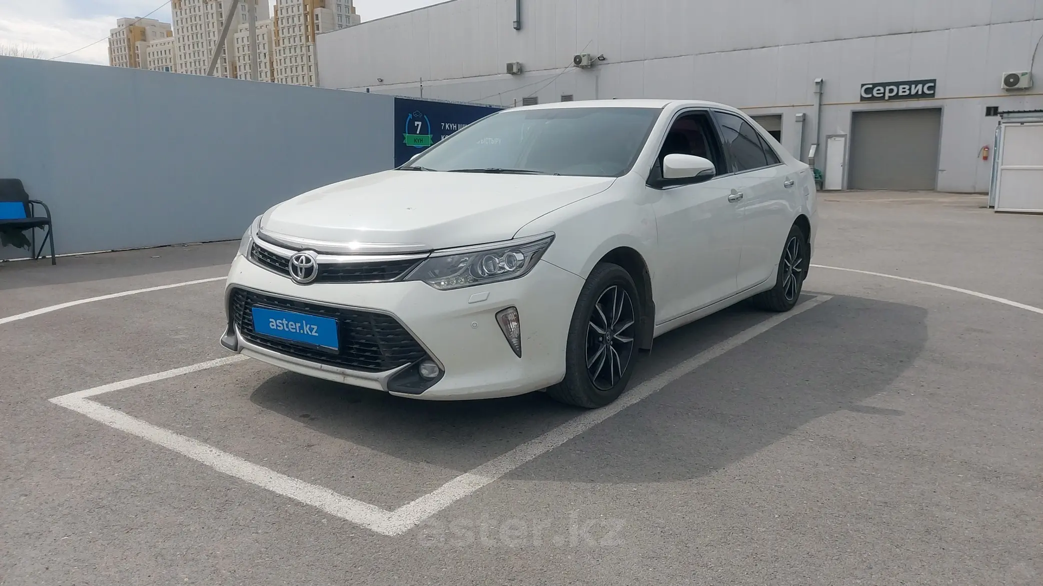 Toyota Camry 2017