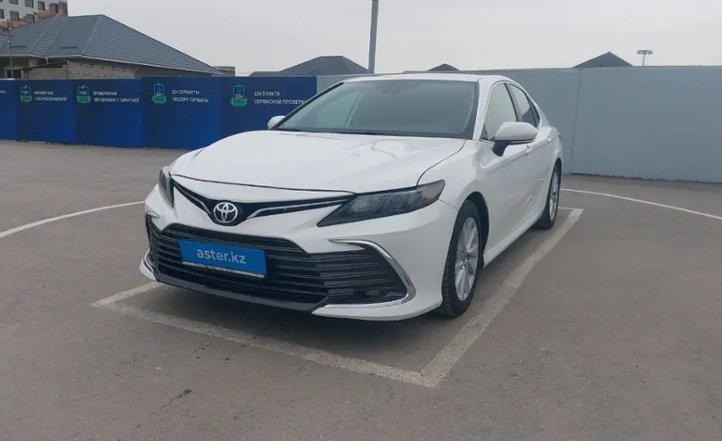 Toyota Camry 2022 года за 15 000 000 тг. в Шымкент