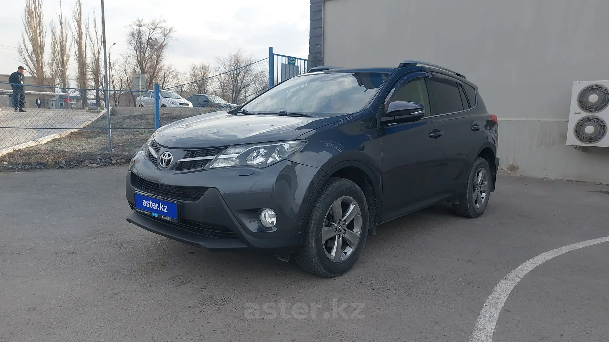 Toyota RAV4 2015