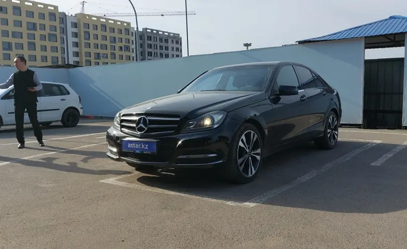 Mercedes-Benz C-Класс 2011 года за 6 500 000 тг. в Алматы