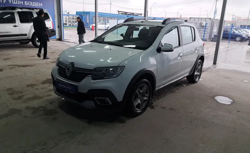Renault Sandero 2021 года за 7 500 000 тг. в Алматы